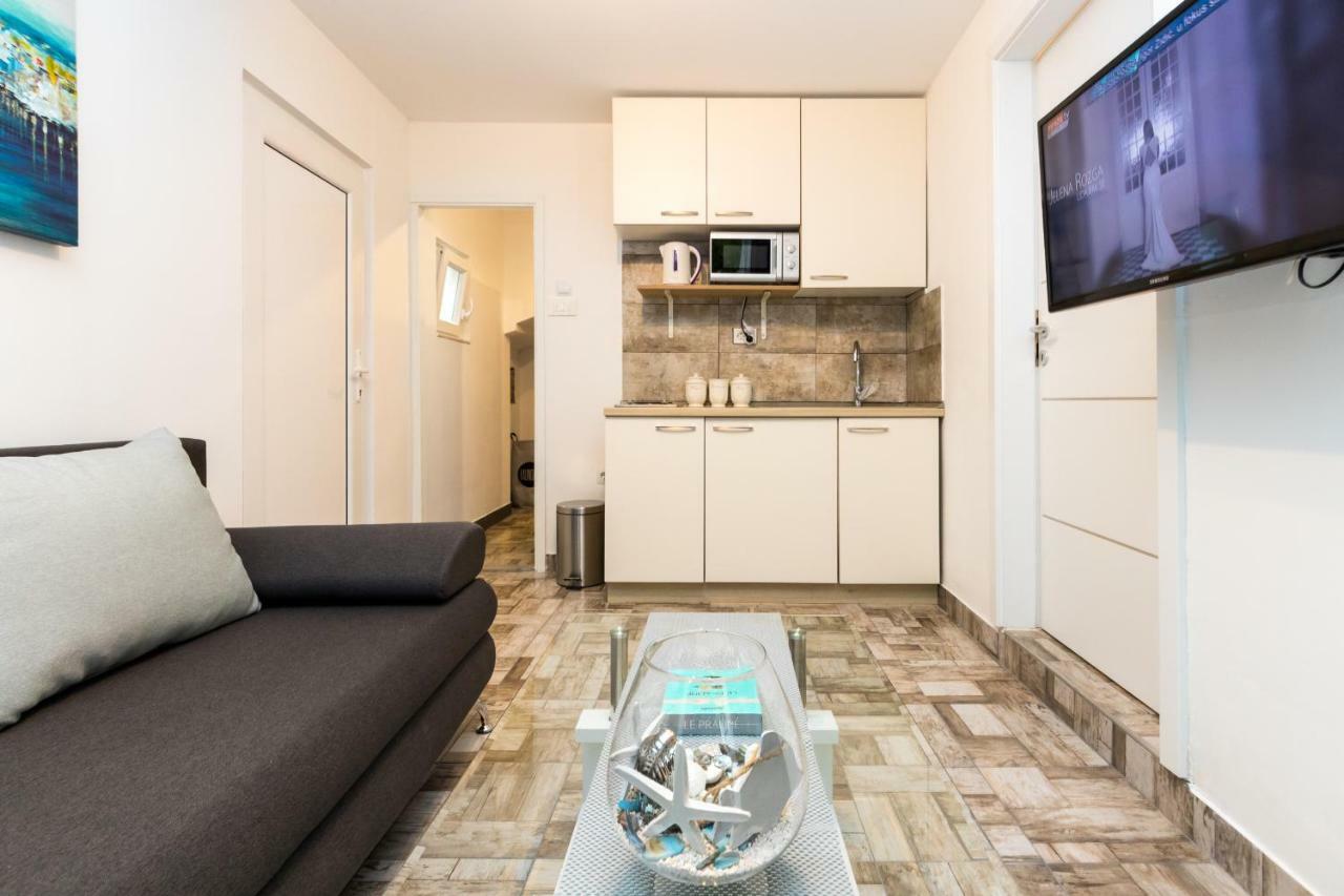 Apartment Stari Dvor Kastela Bagian luar foto